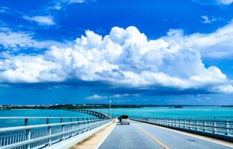 【2022年】沖縄旅行でレンタカーを早めに予約しなければならない理由【沖縄レンタカーでGO!GO!】