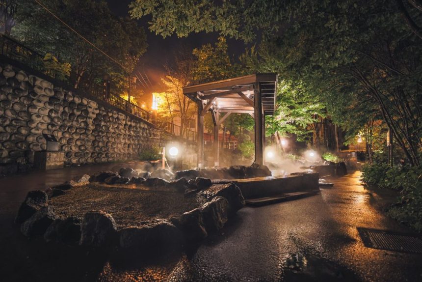 北海道　定山渓の無料の温泉