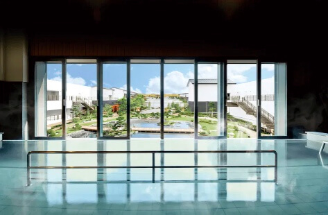Solaniwa Onsen interior with Japanese garden