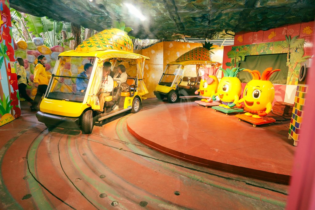 Pineapple-shaped self-driving cart at Nago Pineapple Park Okinawa